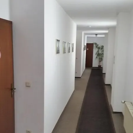 Koehlerhof 3*